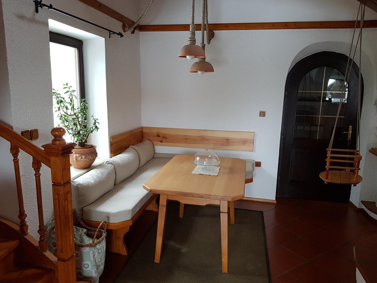 Pr'Simi Bed & Breakfast Golnik Ngoại thất bức ảnh