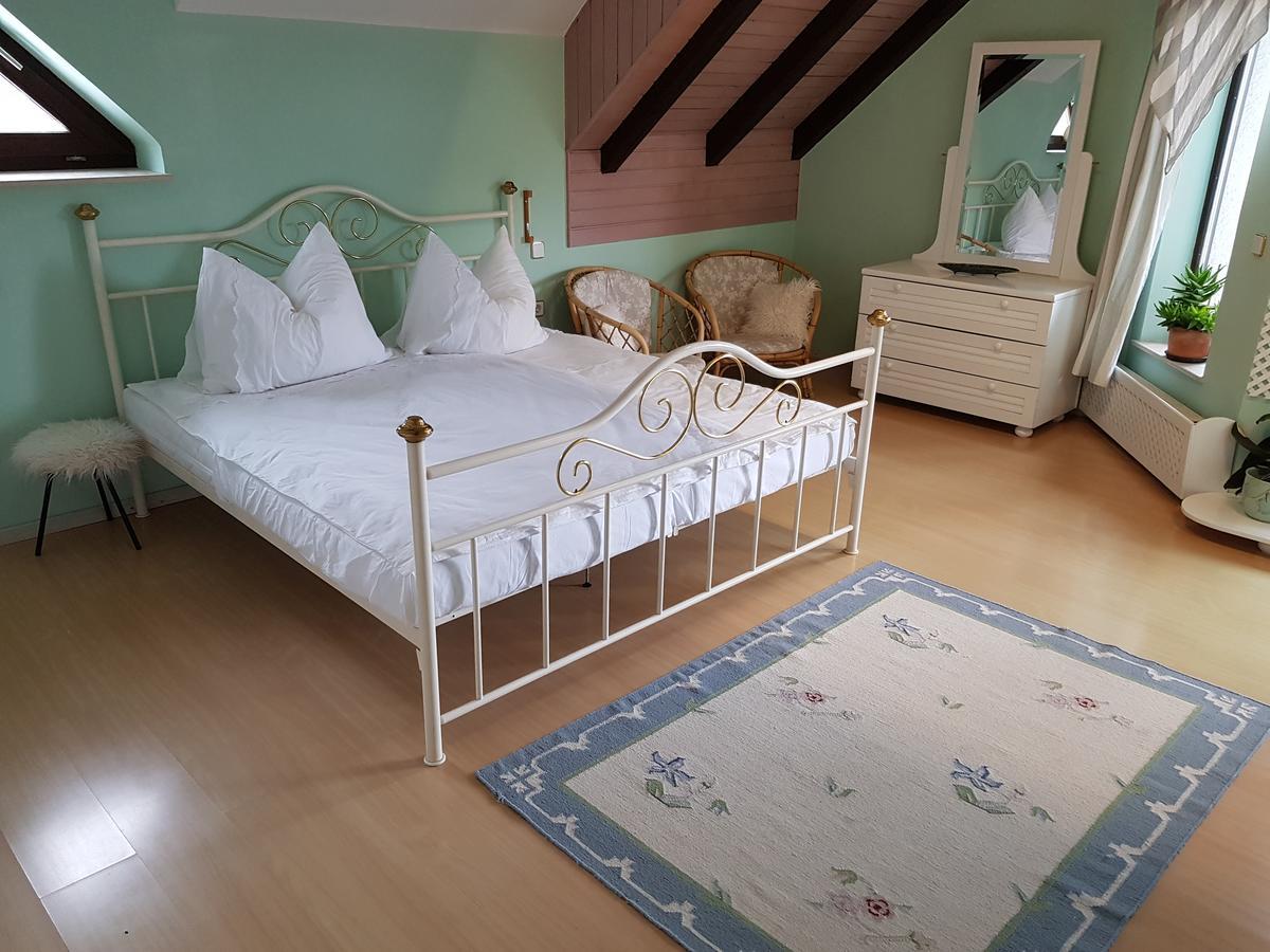Pr'Simi Bed & Breakfast Golnik Ngoại thất bức ảnh