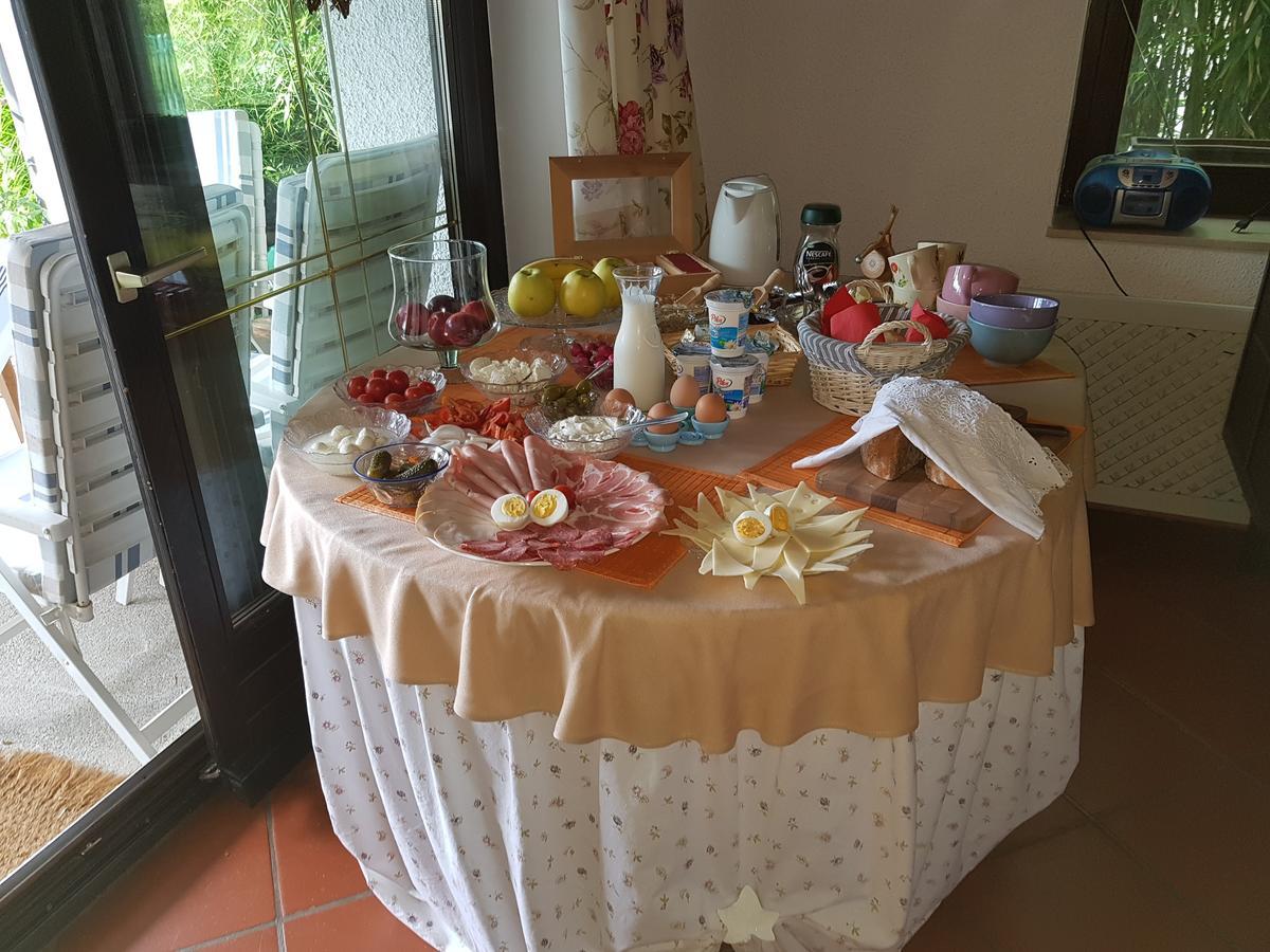 Pr'Simi Bed & Breakfast Golnik Ngoại thất bức ảnh