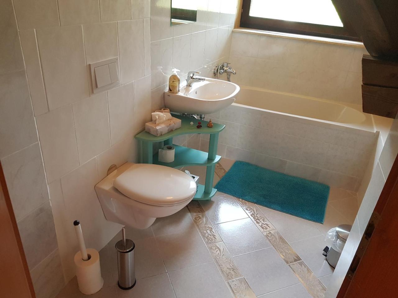Pr'Simi Bed & Breakfast Golnik Ngoại thất bức ảnh